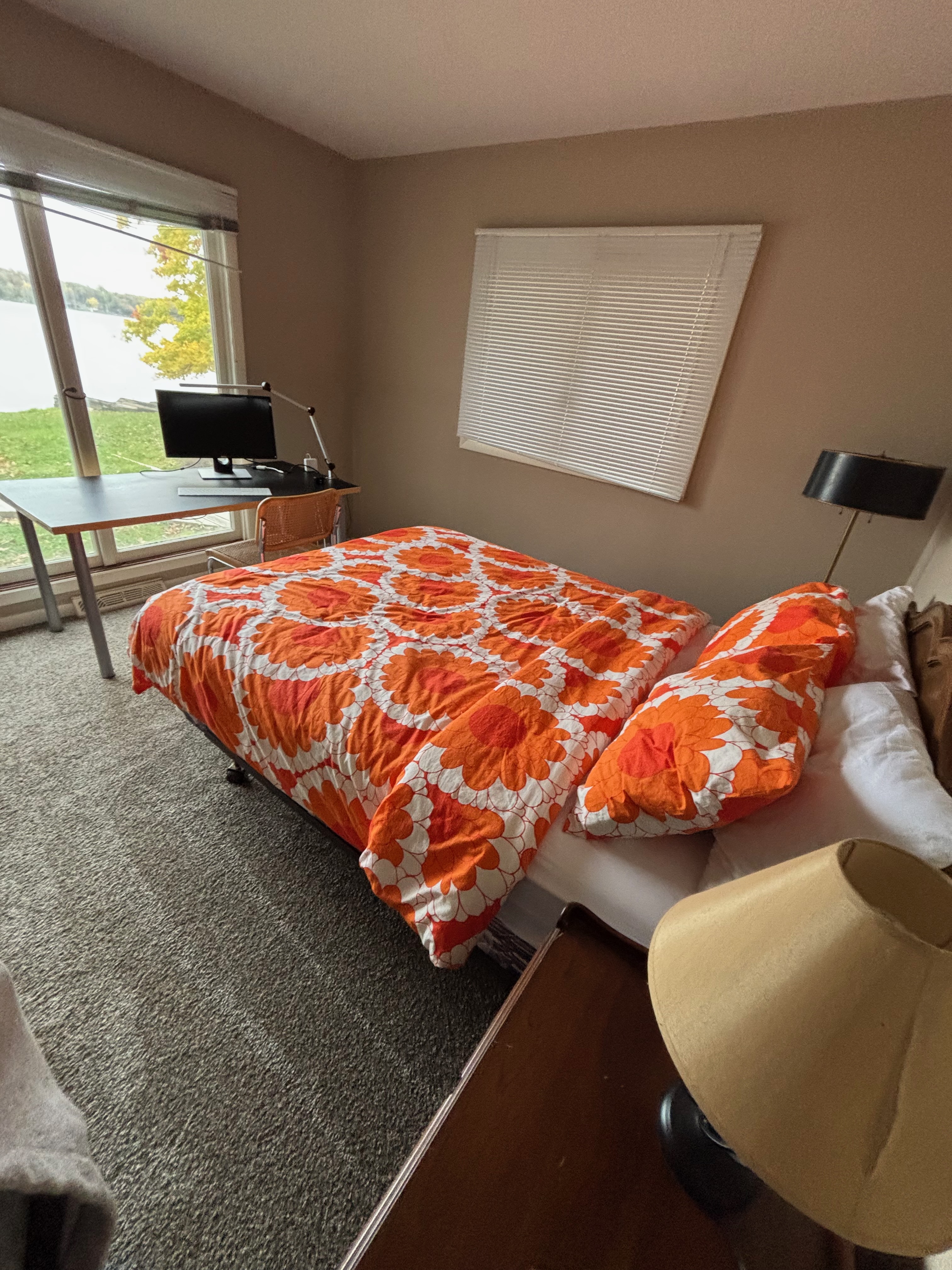 Guest bedroom detail